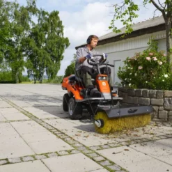 Husqvarna Borstel Rider 300 Serie | Professionele Accessoires voor Park- en Tuinonderhoud -Husqvarnaa Winkel 587024601 s20husqvarna20borsten20rider2030020serie